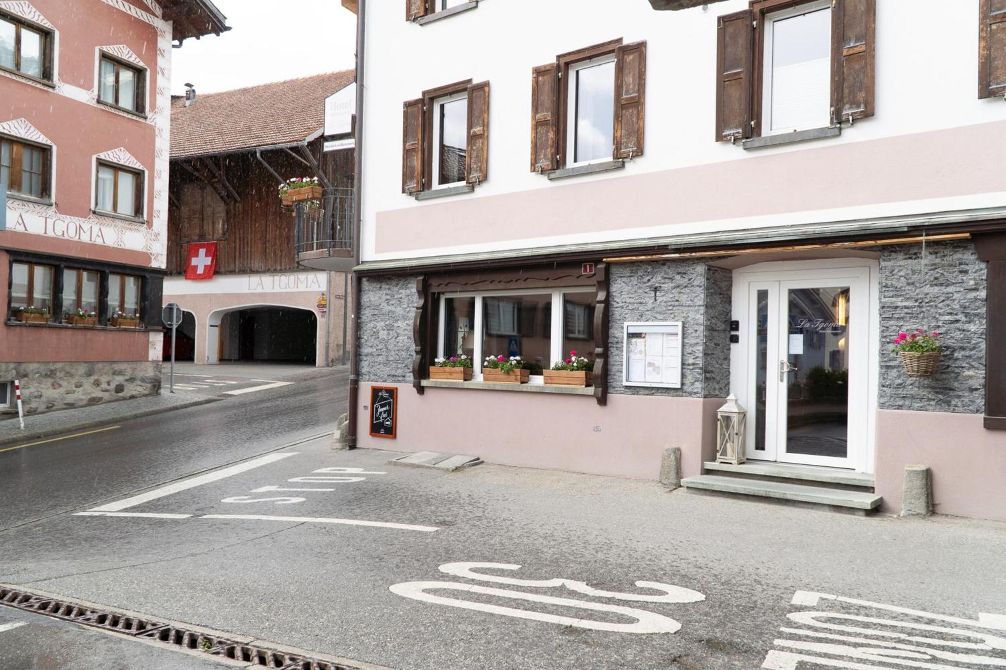 La Tgoma - Hotel & Restaurant Lenz Esterno foto
